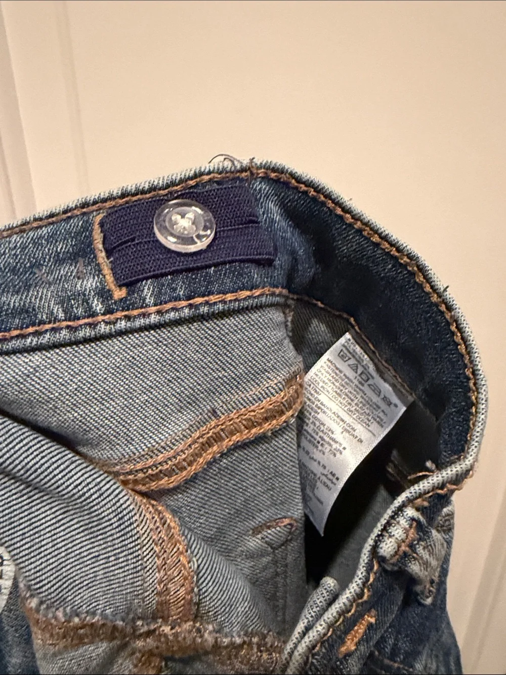 Distressed Skinny Jeans
